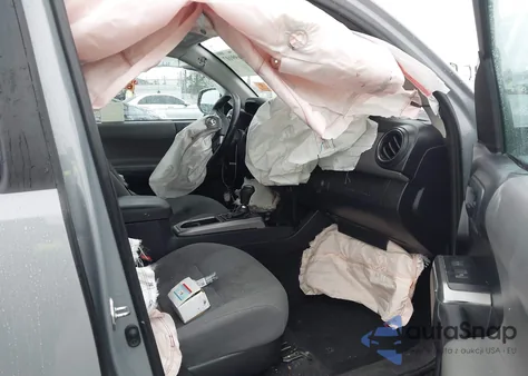 2020 Toyota Tacoma Sr5 z USA, uszkodzony, nr VIN 5TFAX5GN5LX184071